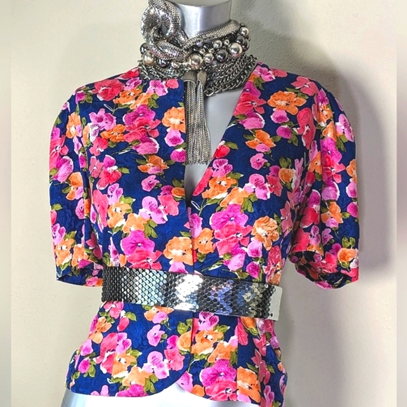 100% Silk Vibrant Bold Floral Print "Papell" Cropped Blouse Blazer - Picture 8 of 15